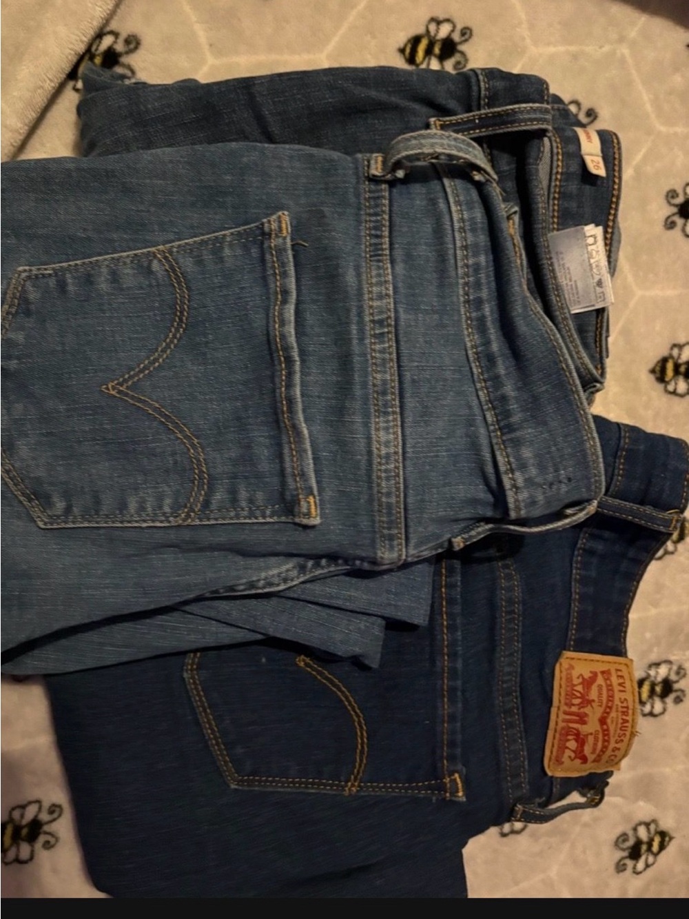 Levi's women Skinny Leg Jeans in Medium and Dark Blue